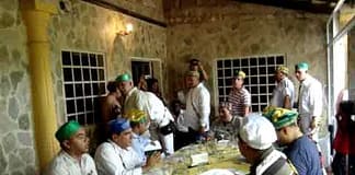 ¿Qué debemos hacer al levantarnos de una mesa de santo o Ifá? mesadesanto